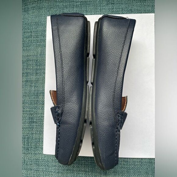 Calvin Klein woman’s 6.5 loafers - Picture 10 of 10